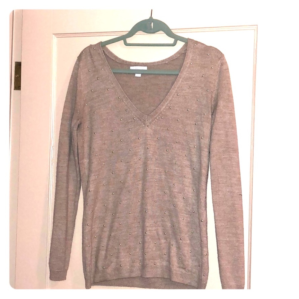 Ladies Tan V-neck sweater with gold accents